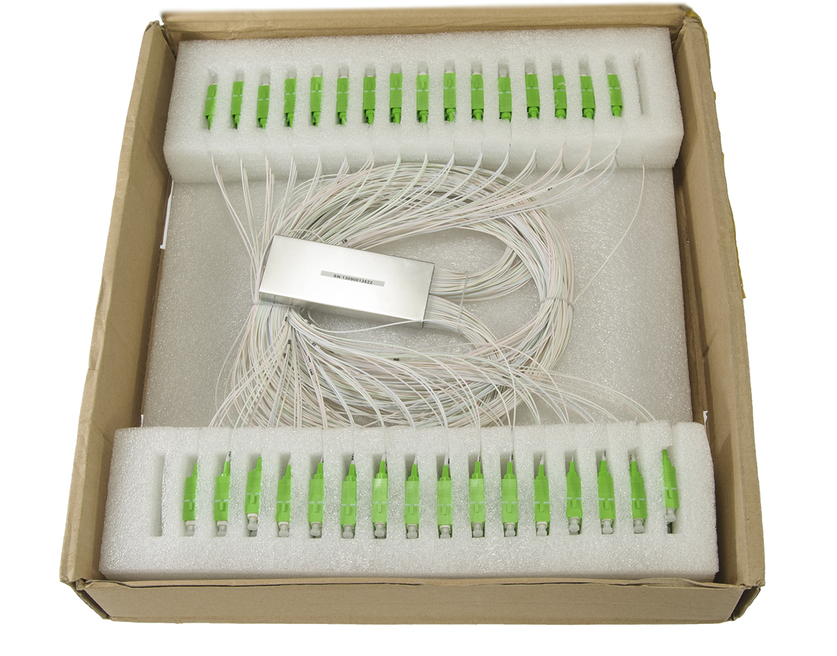 Splitter symetryczny PLC 1x128 steel box SM 0.9mm 1m SC/APC